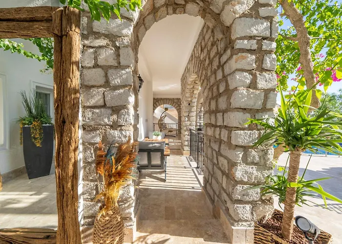 Noa Only Adult Aparthotel