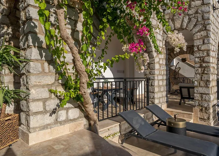 Noa Only Adult Aparthotel
